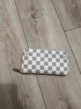 Louis Vuitton Checkered Zip Wallet in Cream and Blue